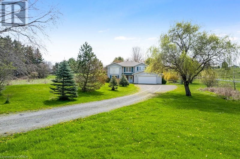 28 MOUNTAIN VIEW Lane  Westport, K0G1X0 | Image 2