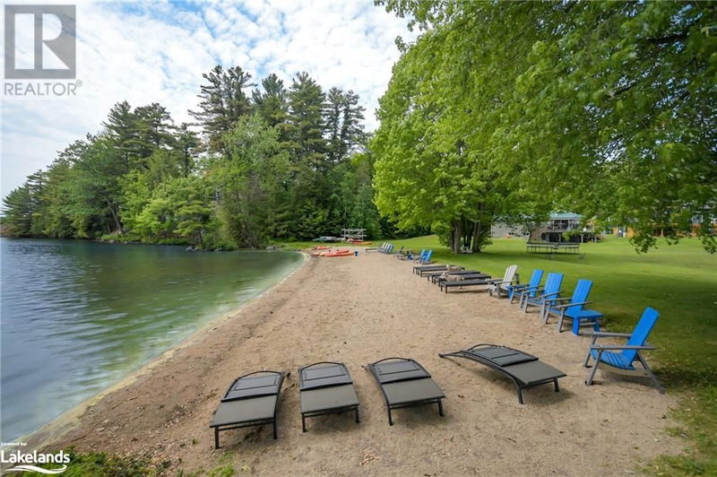 1134 PARKERS POINT Road  Gravenhurst, P1P1R2 | Image 2