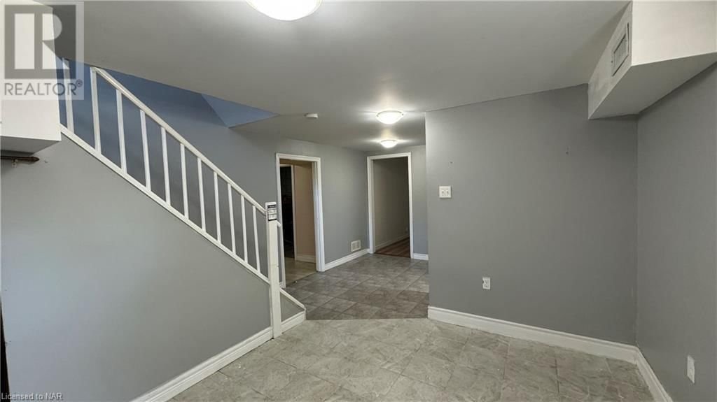 5 CLEARVIEW Heights Unit# Lower Image 4