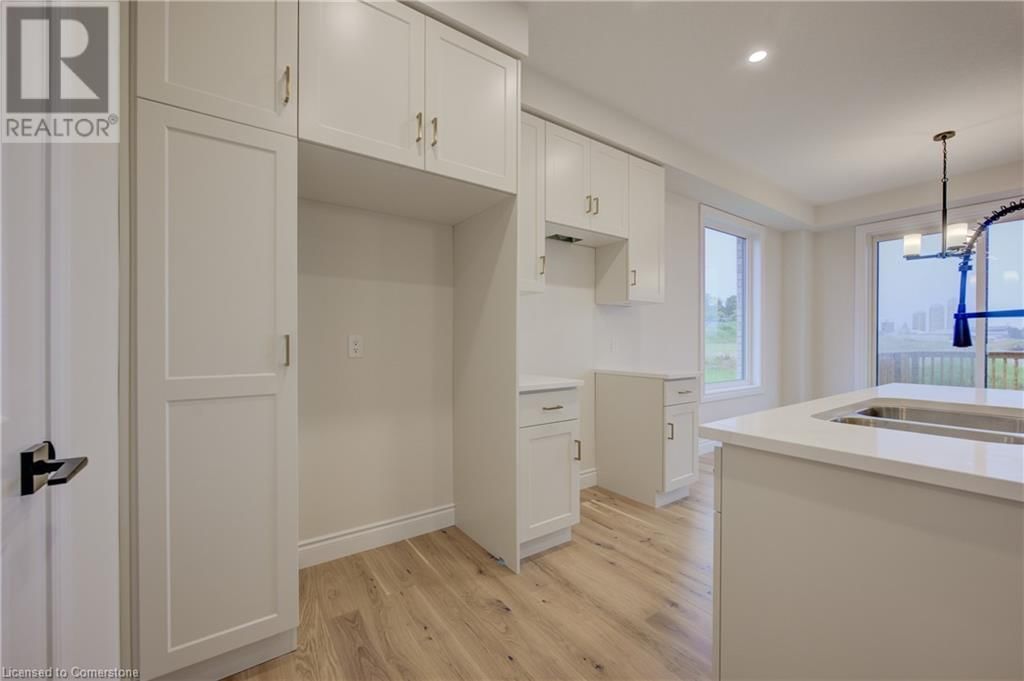 30 ANNE STREET WEST Image 18