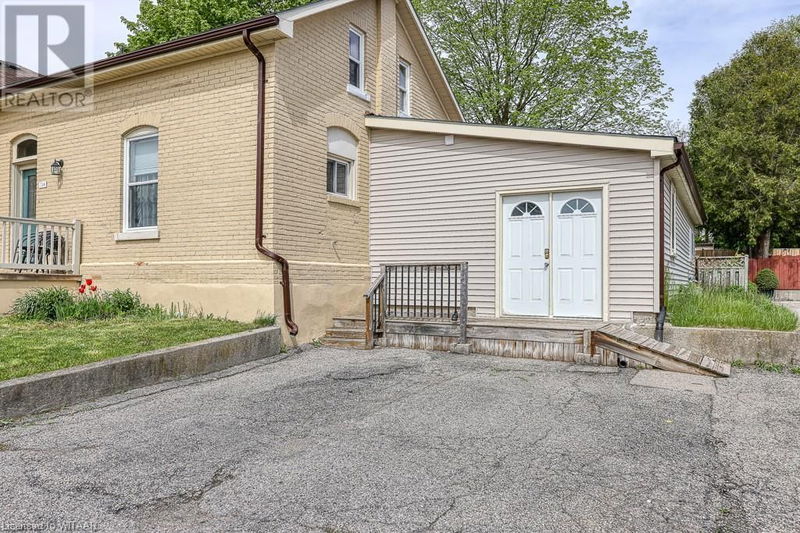 734 DUNDAS Street  Woodstock, N4S1E9 | Image 4