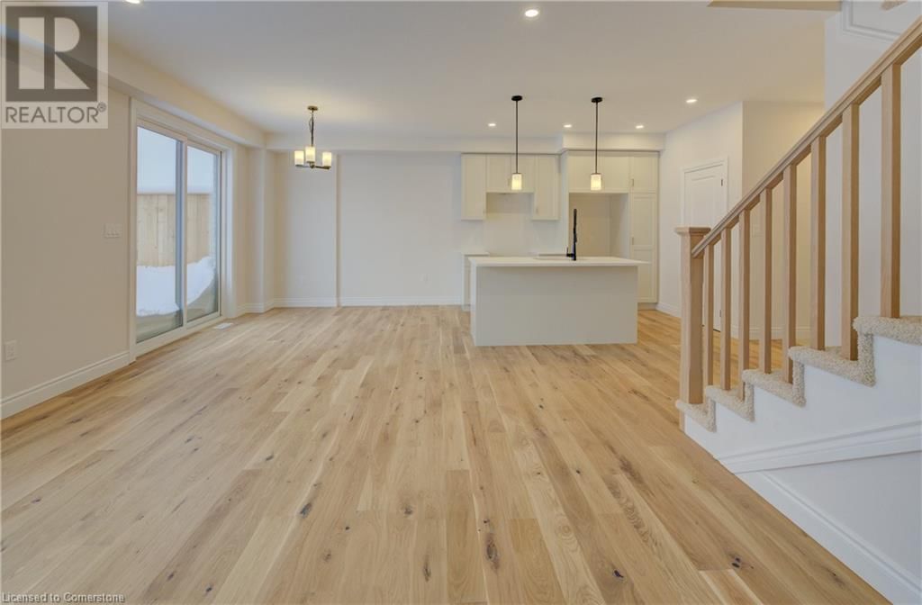 36 ANNE STREET WEST Image 16