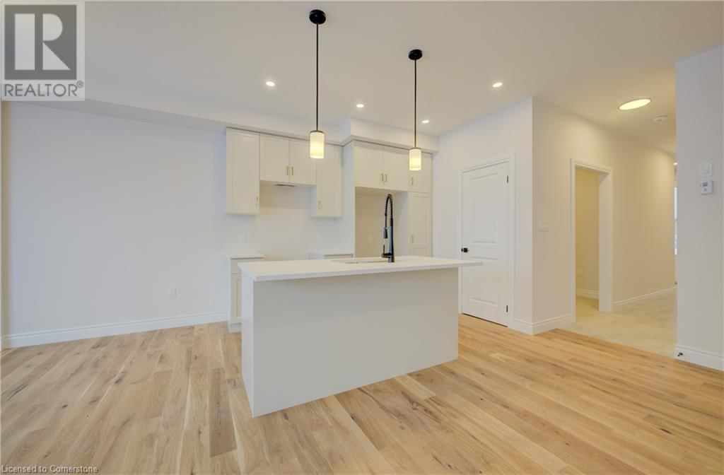 36 ANNE STREET WEST Image 7