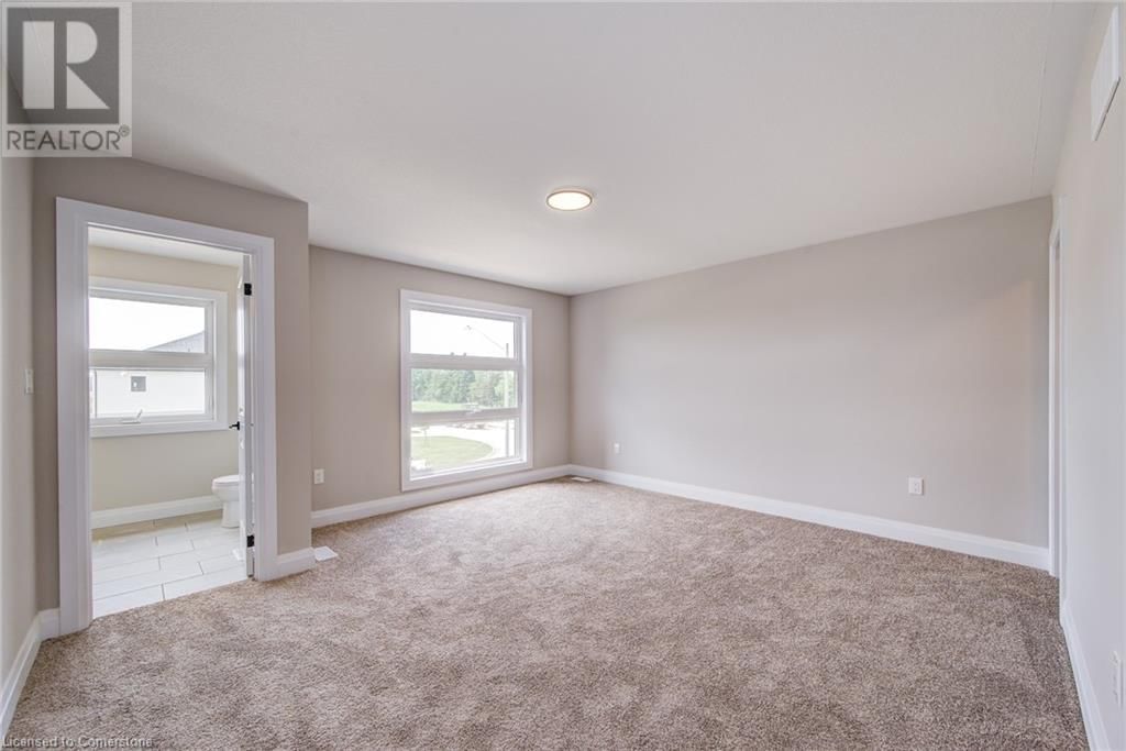 102 THACKERAY WAY Image 30