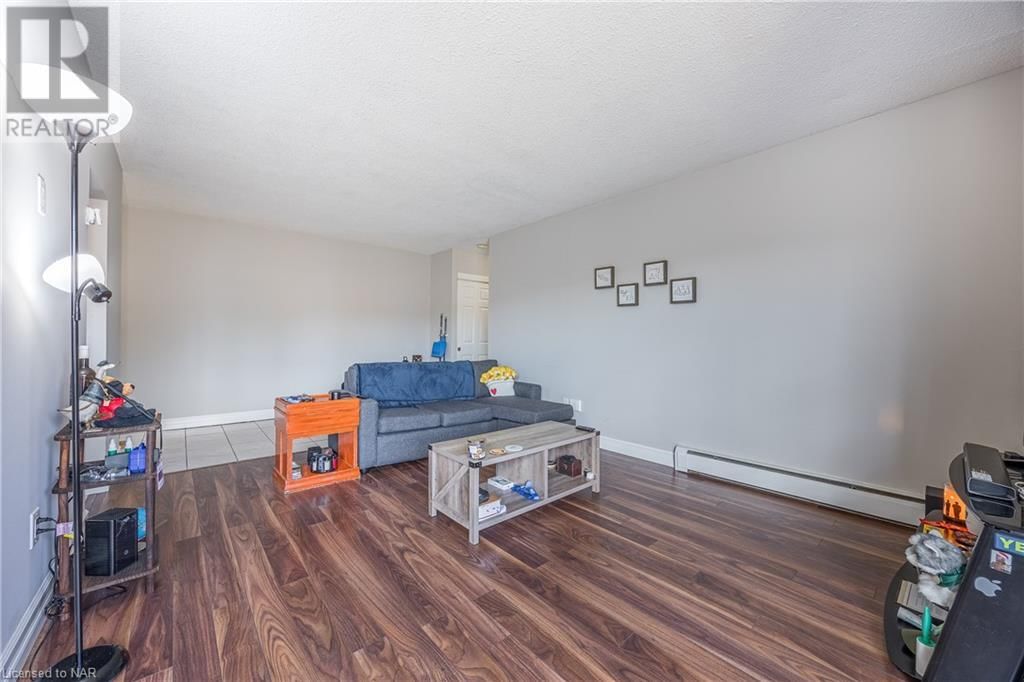 242 OAKDALE Avenue Unit# 312 Image 3