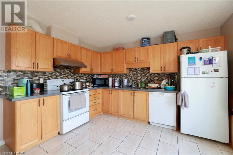 619 WILD GINGER Avenue  Waterloo, N2V2X1 | Image 12