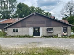 1811 PINE GROVE Road  Napanee, K0K2L0 | Image 1