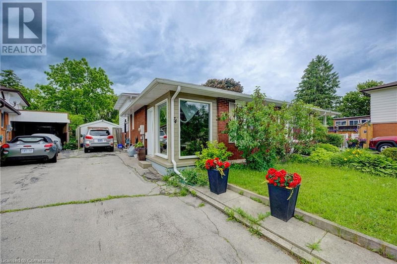 74 MARKWOOD Drive  Kitchener, N2M3H6 | Image 3