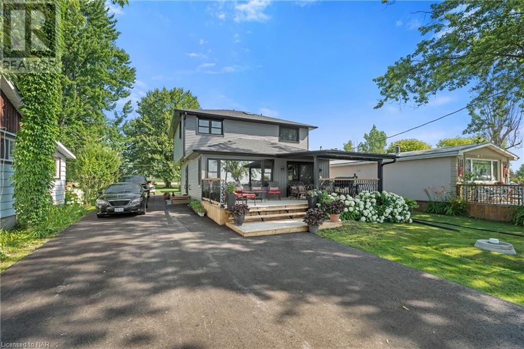 2553 LAKESHORE Road Image 3