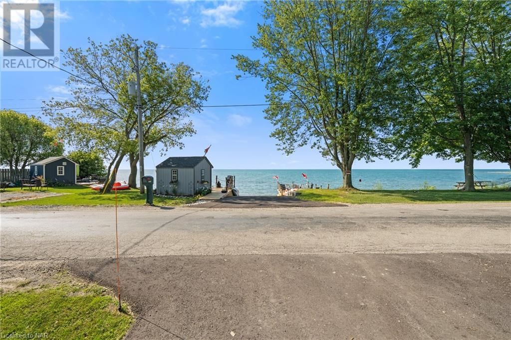 2553 LAKESHORE Road Image 33