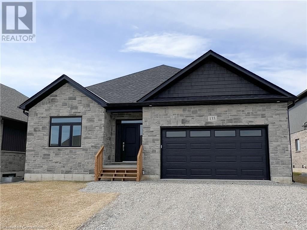 135 GIBBONS STREET Image 1