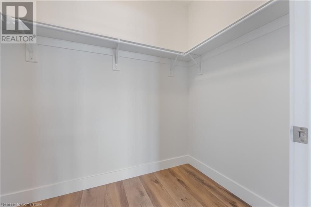 135 GIBBONS STREET Image 21