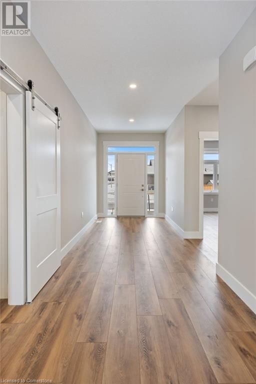 135 GIBBONS STREET Image 3