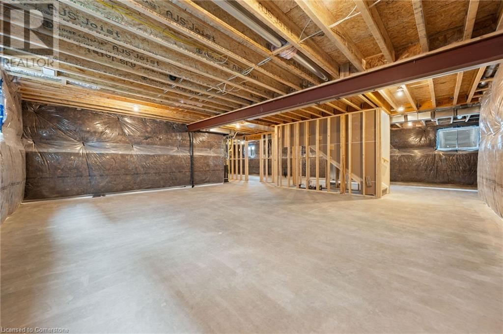135 GIBBONS STREET Image 35