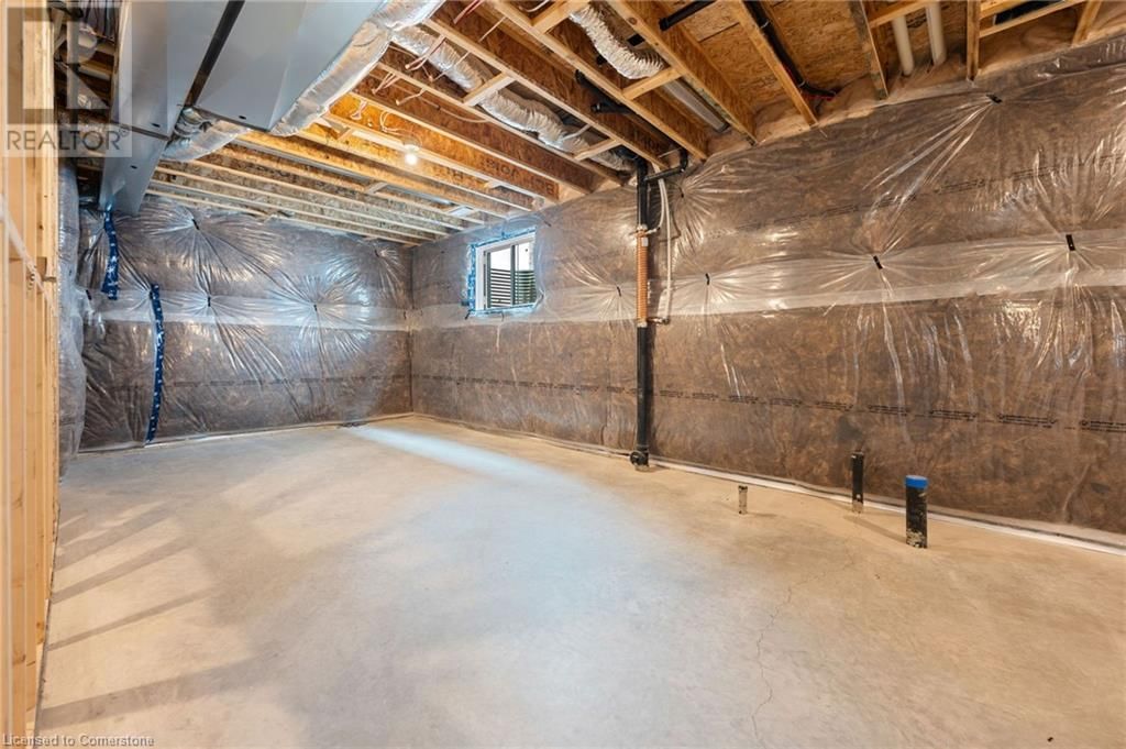 135 GIBBONS STREET Image 36
