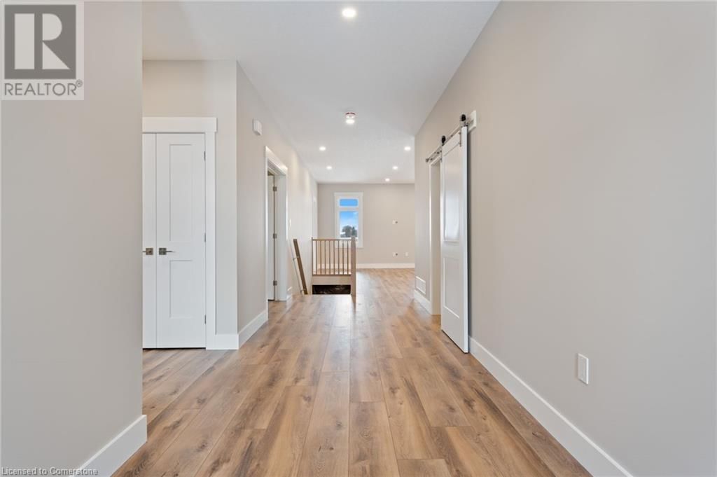 135 GIBBONS STREET Image 4