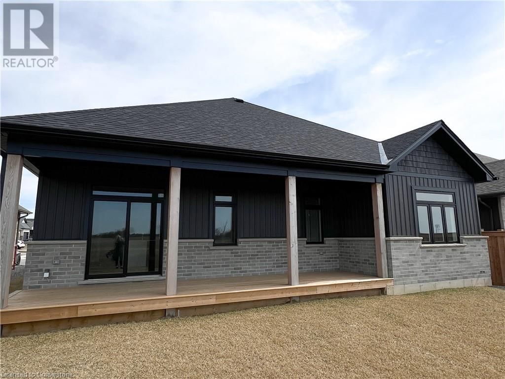 135 GIBBONS STREET Image 42