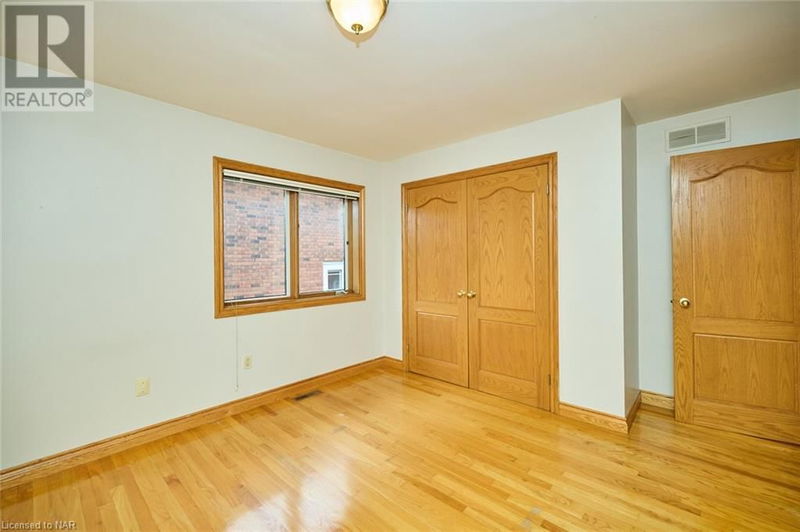 7050 HAROVICS Lane  Niagara Falls, L2G7S9 | Image 21