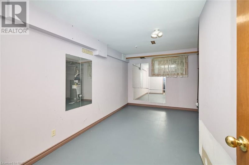 7050 HAROVICS Lane  Niagara Falls, L2G7S9 | Image 32