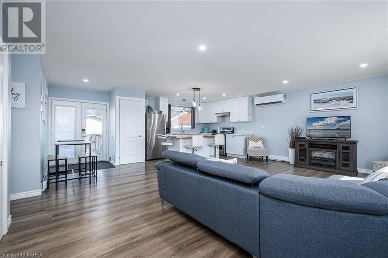 172 MORENZ Crescent  Kingston, K7K2X3 | Image 9