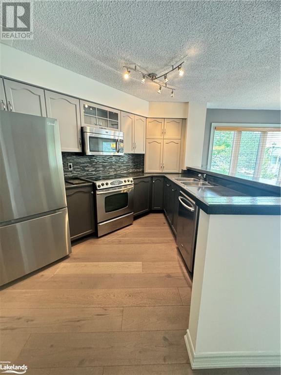 30 RAMBLINGS Way  Collingwood, L9Y5S5 | Image 8