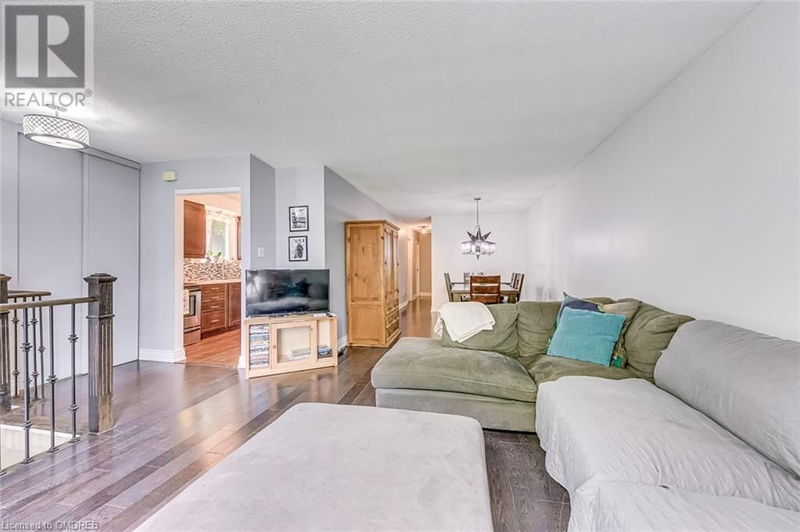 2230 MANCHESTER Drive  Burlington, L7P3W2 | Image 6