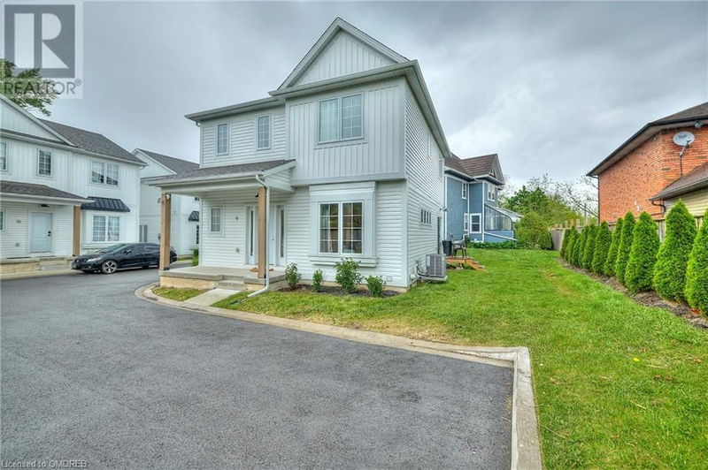 9 HARVEY Common  St. Catharines, L2T2K5 | Image 2