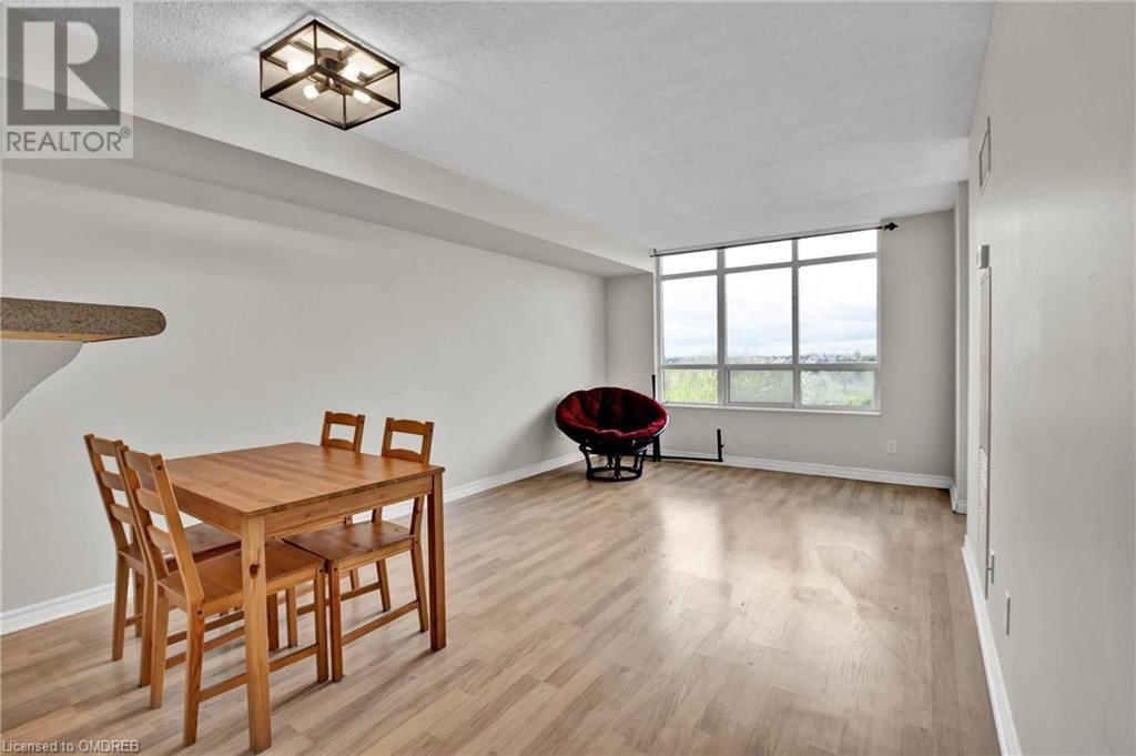 710 HUMBERWOOD Boulevard Unit# 303 Image 11