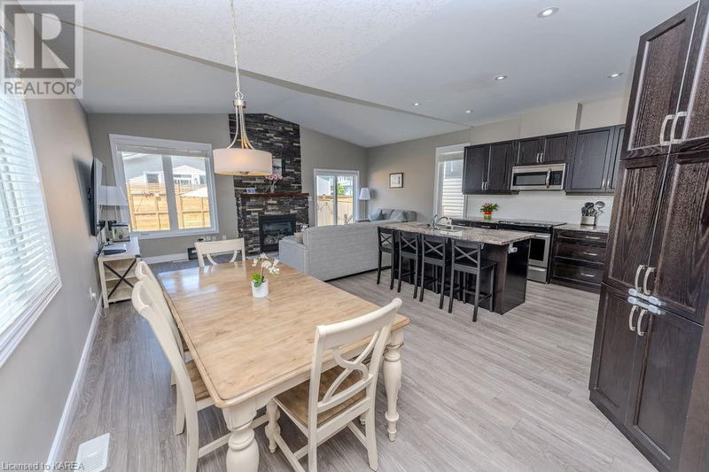 404 BETH Crescent  Kingston, K7P0K9 | Image 3