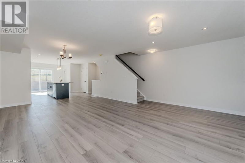 7 URBANE Boulevard  Kitchener, N2E0H8 | Image 11