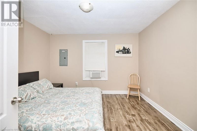 5267 MCRAE Street  Niagara Falls, L2E1P9 | Image 20