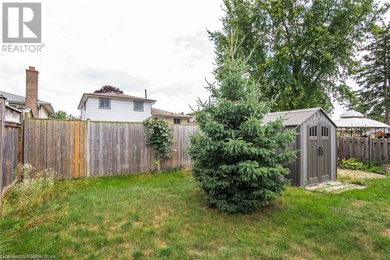 754 KUMMER Crescent  Cambridge, N3H4Z1 | Image 27