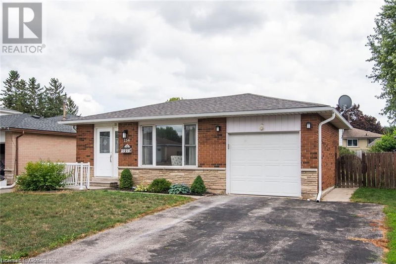 754 KUMMER Crescent  Cambridge, N3H4Z1 | Image 30