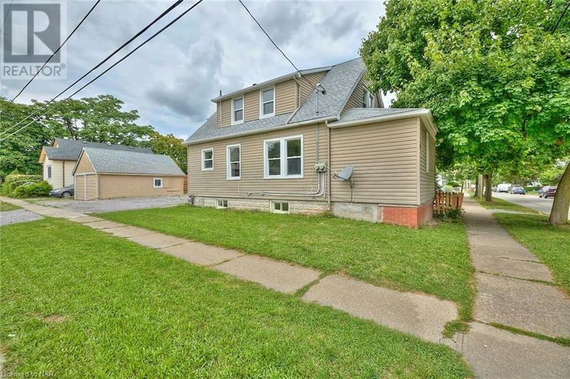 43 COSBY Avenue  St. Catharines, L2M5R7 | Image 1