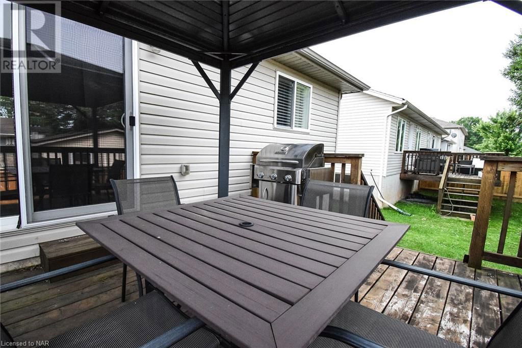 49 SHIPVIEW Court Image 33