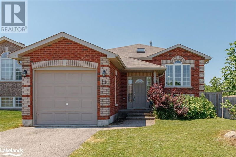 111 SELINE Crescent  Barrie, L4N5V7 | Image 1