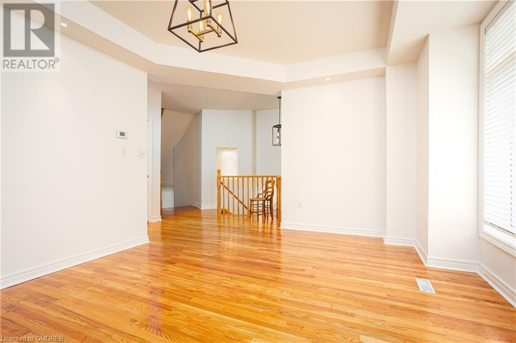 1267 DORVAL Drive Unit# 19 Image 3