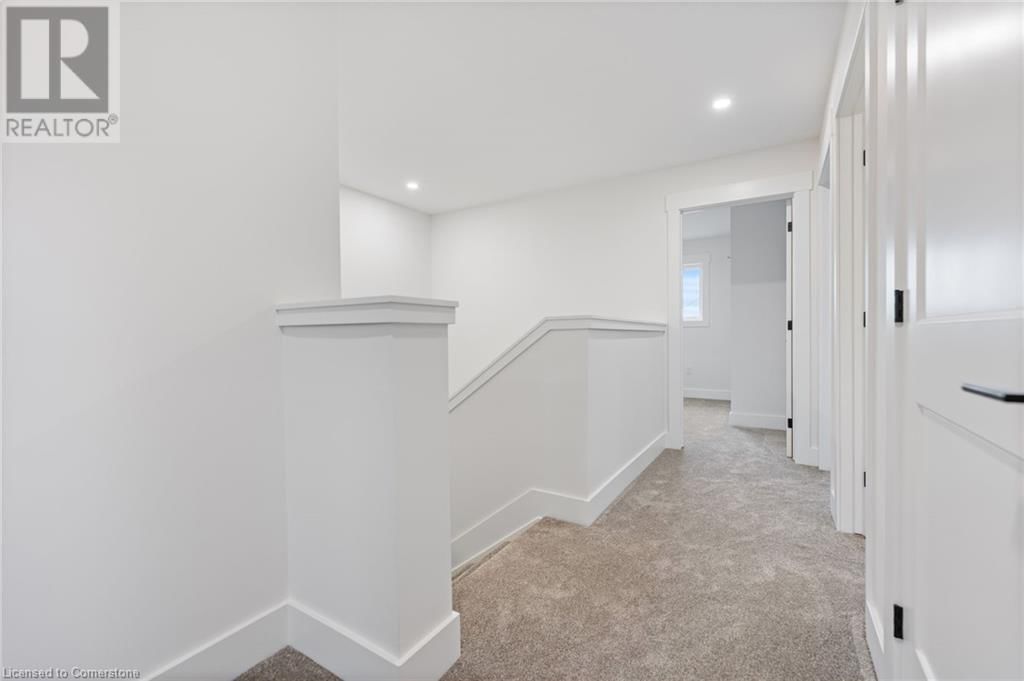 43 AMBER STREET Image 17