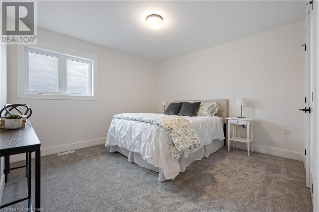 43 AMBER STREET Image 24