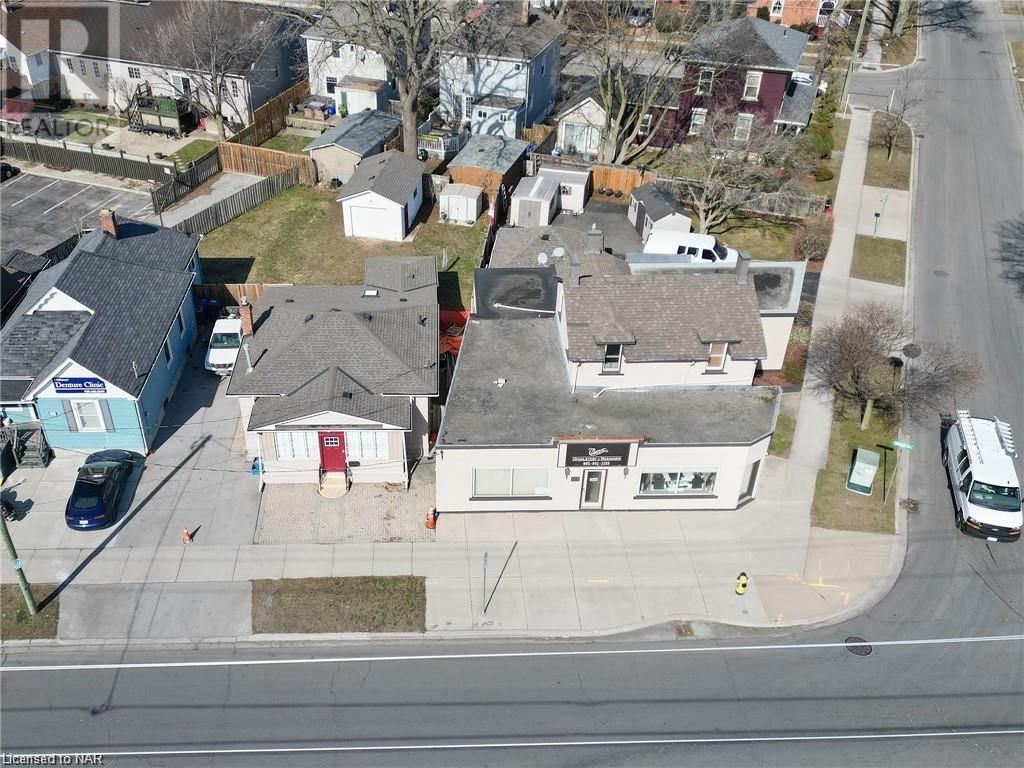 121 WELLAND Avenue Image 16