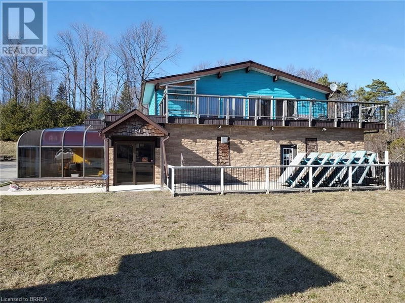 651 MAIN Street  Sauble Beach, N0H2G0 | Image 2