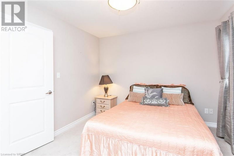 832 NORMANDY Drive  Woodstock, L4T0E6 | Image 27