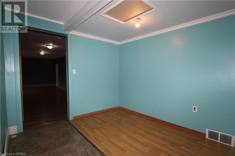 2492 PINEGROVE Road  Delhi, N4B2E6 | Image 27