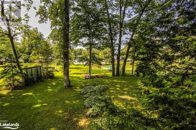 38 FOREST HARBOUR Parkway  Waubaushene, L0K2C0 | Image 11