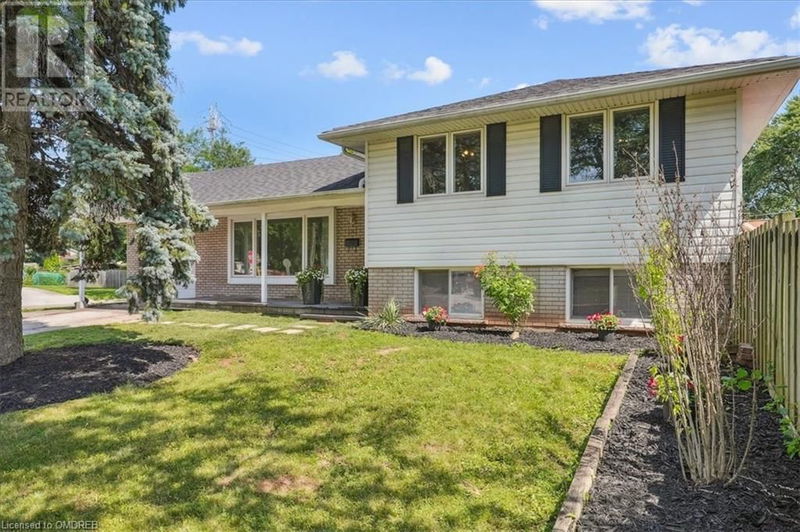 5352 SPRUCE Avenue  Burlington, L7L1N6 | Image 1