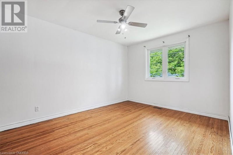 5352 SPRUCE Avenue  Burlington, L7L1N6 | Image 18