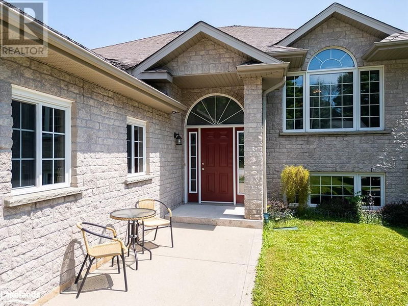 2577 7TH Avenue East Owen Sound, N4K6V1 | Image 2