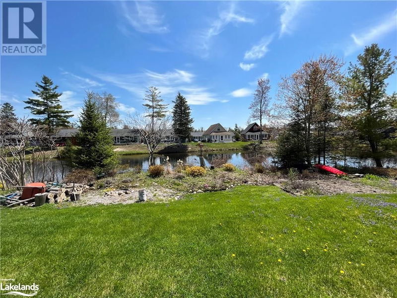 3 WHITE PINES Trail  Wasaga Beach, L9Z1X7 | Image 24