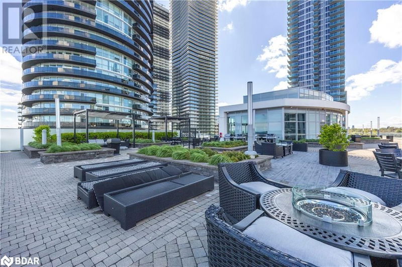 80 MARINE PARADE Drive  Etobicoke, M8V0A3 | Image 32