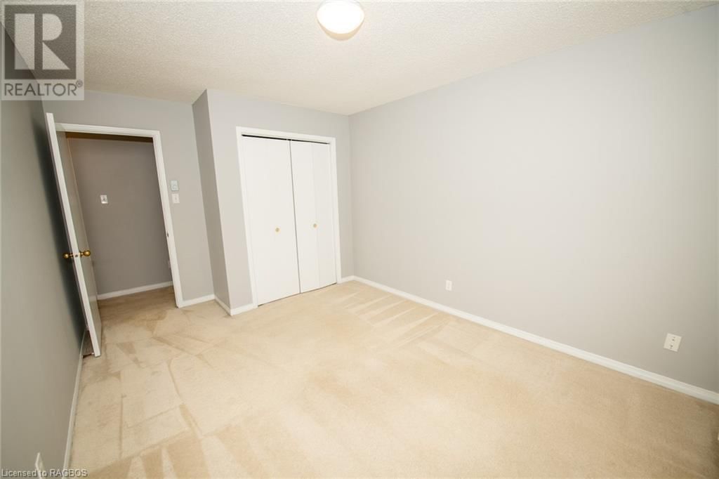 440 DURHAM Street W Unit# 302 Image 33